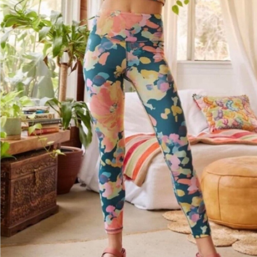 Anthropologie Daily Practice Liana Leggings Multicolor Abstract Floral